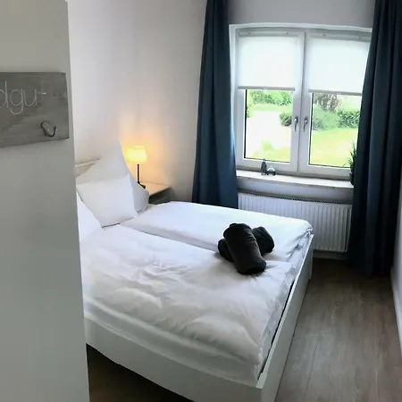 Unter Reet * Tumlauer Koog